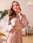 picture Ariana (independent)